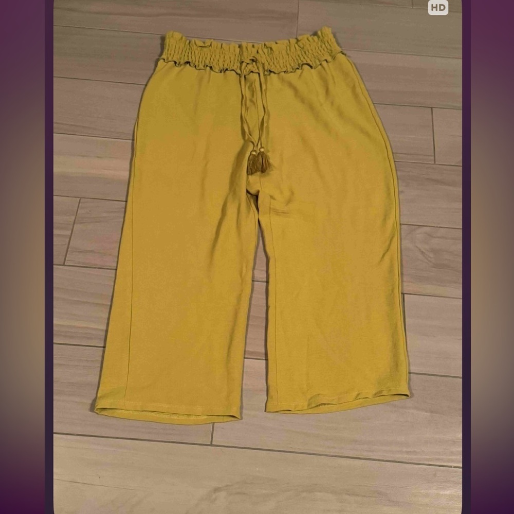 89th Madison Mustard Casual Bottoms LARGE